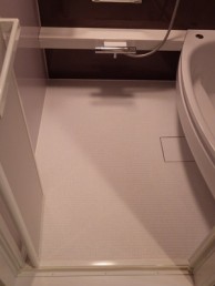 ワイド浴槽でゆったり広々